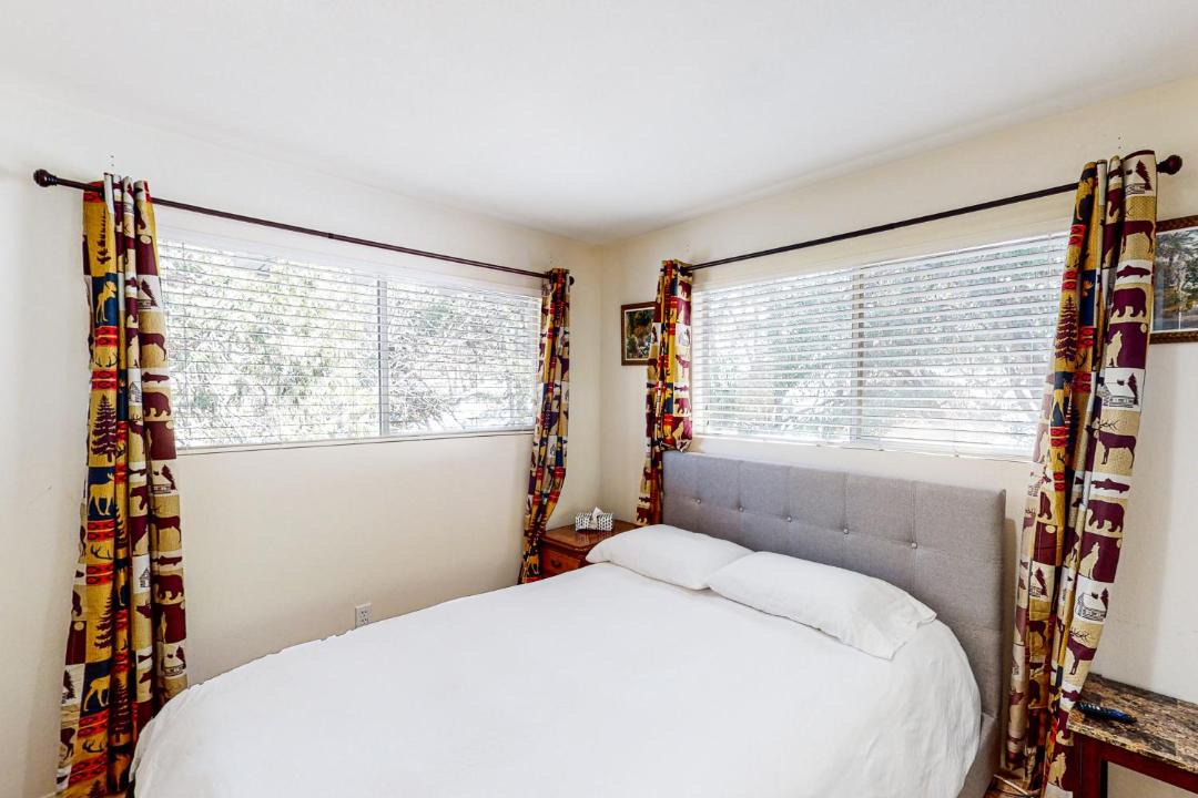 Photo of Bedroom in Crestline