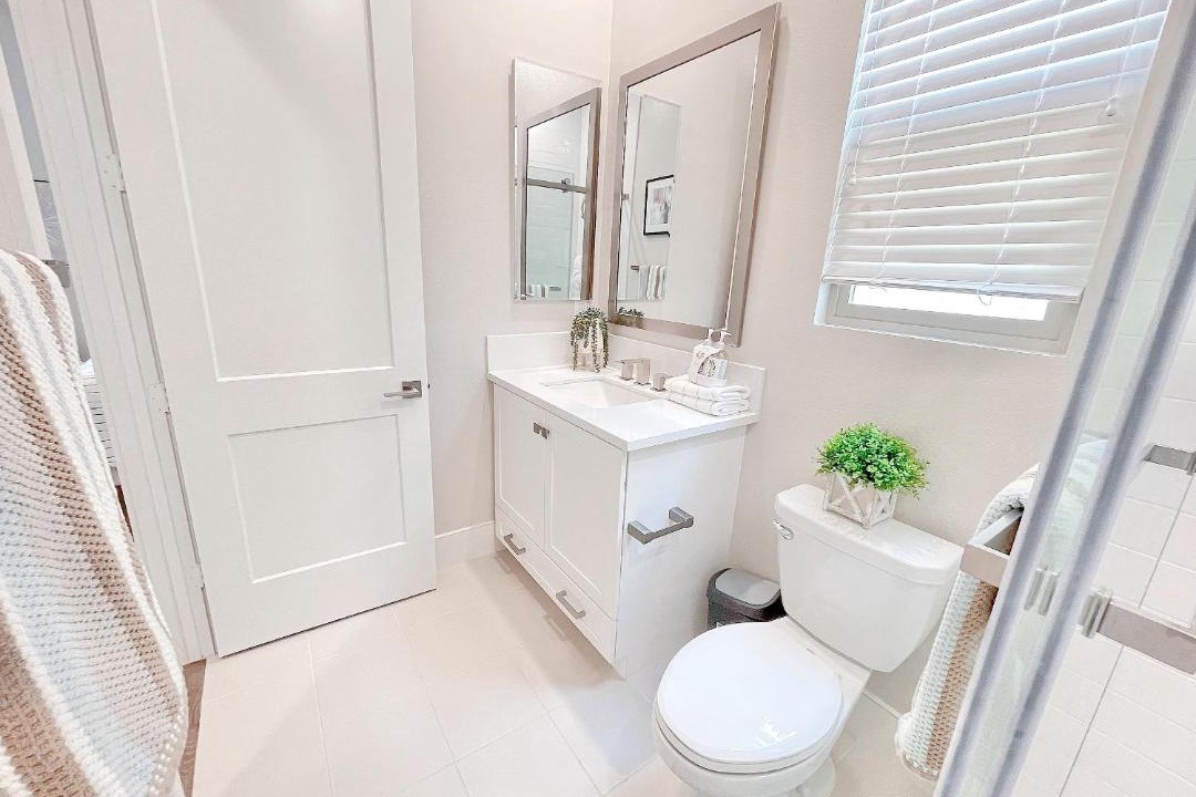 Photo of Bathroom in Portola Springs
