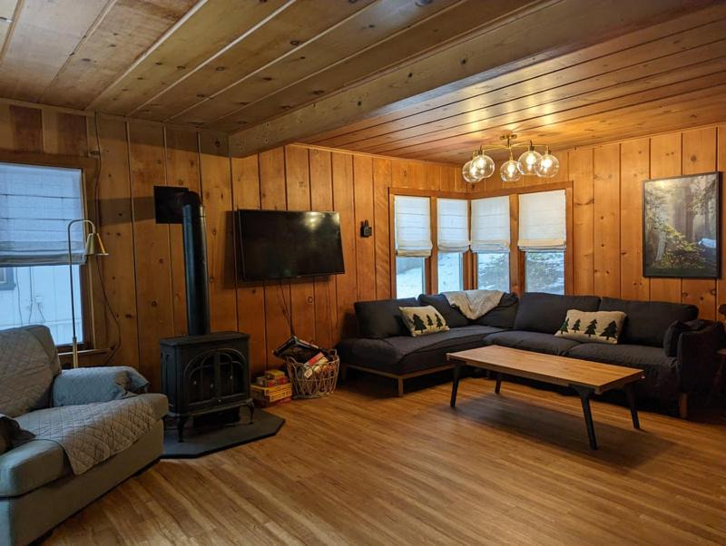 Photo of Livingroom in Strawberry