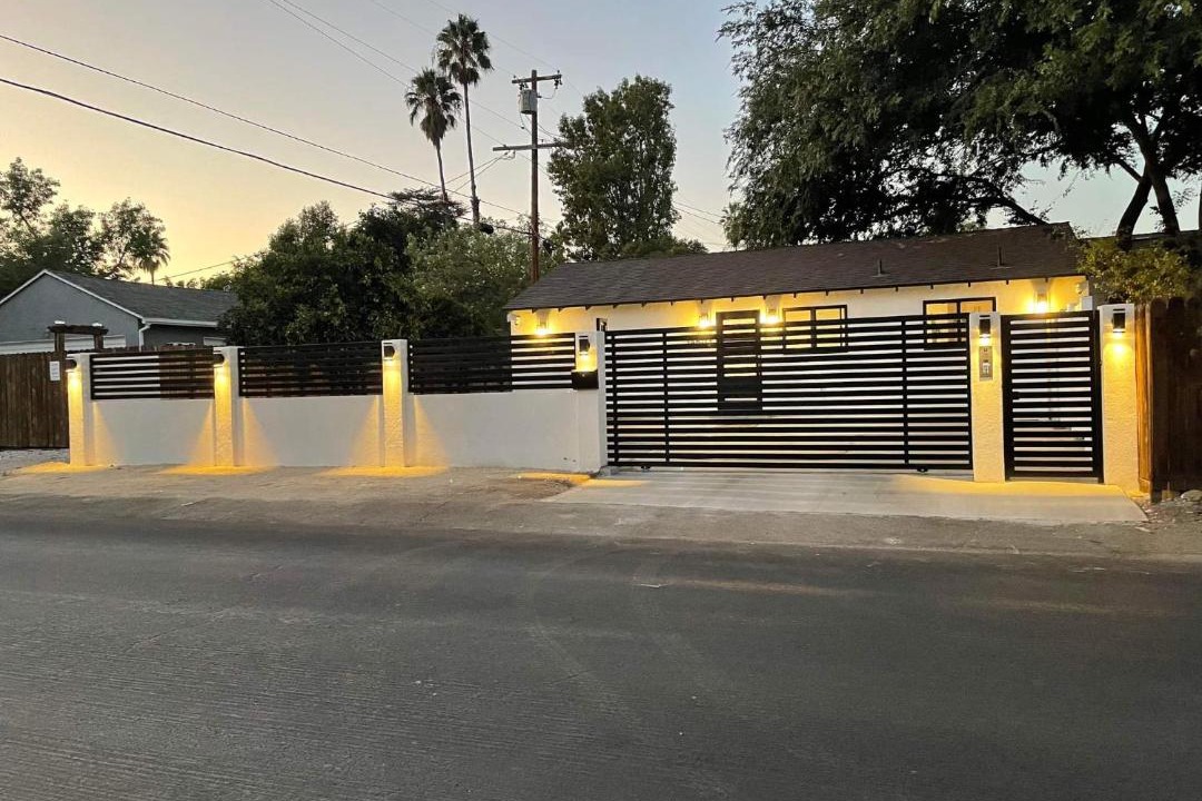 Photo of Others in Van Nuys