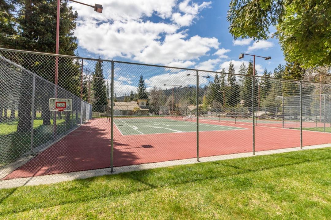 Photo of Outdoor in Bass Lake