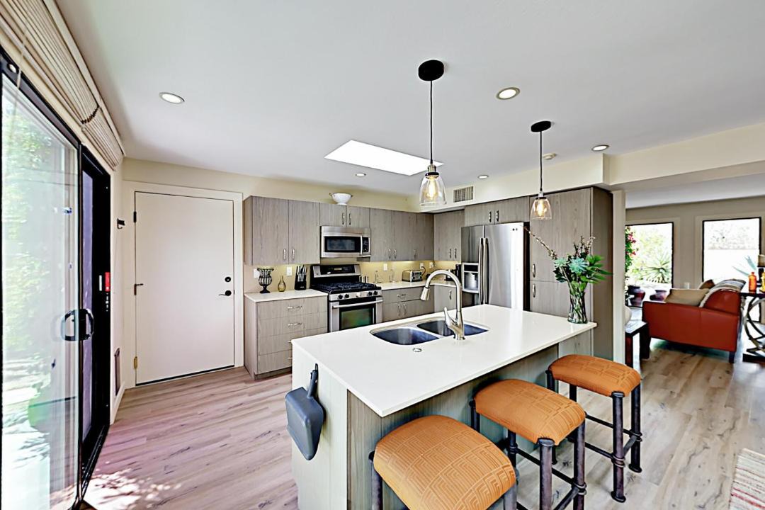 Photo of Kitchen in Araby Commons