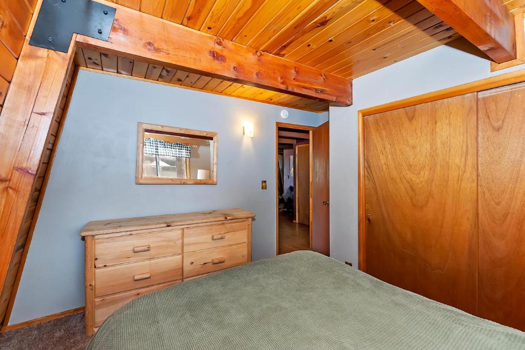Photo of Bedroom in Upper Moonridge