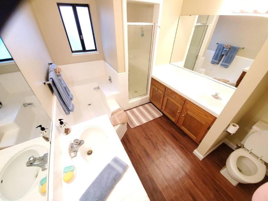 Photo of Bathroom in Yosemite Lakes