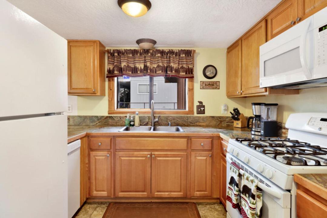 Photo of Others in Eagle Mountain Estates