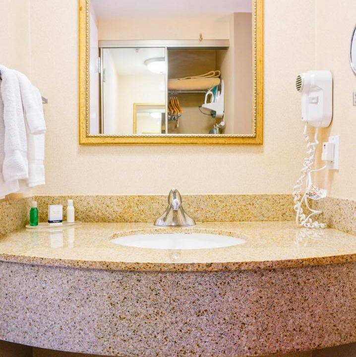 Photo of Bathroom in Tree Section