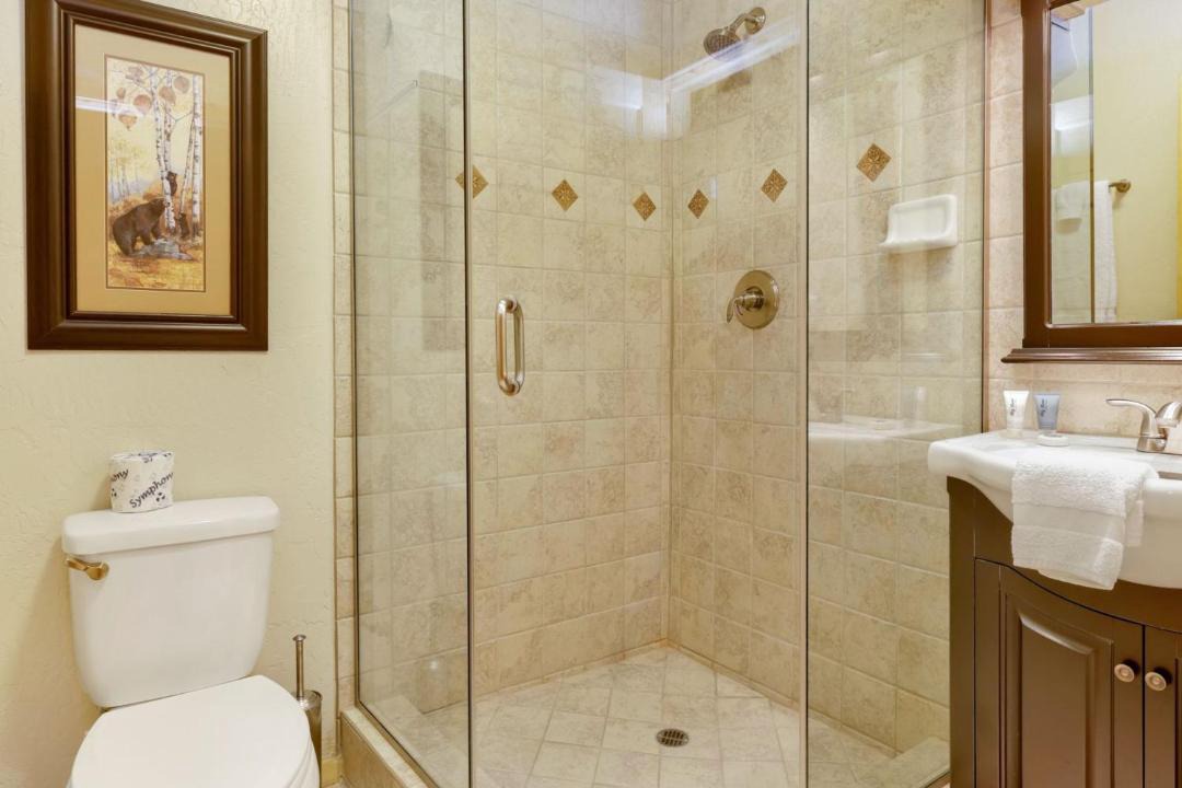 Photo of Bathroom in Castle Glen Estates