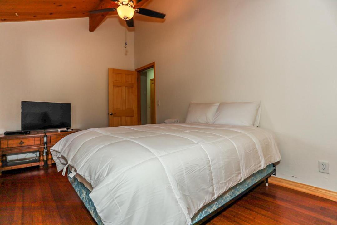 Photo of Bedroom in Whispering Forest