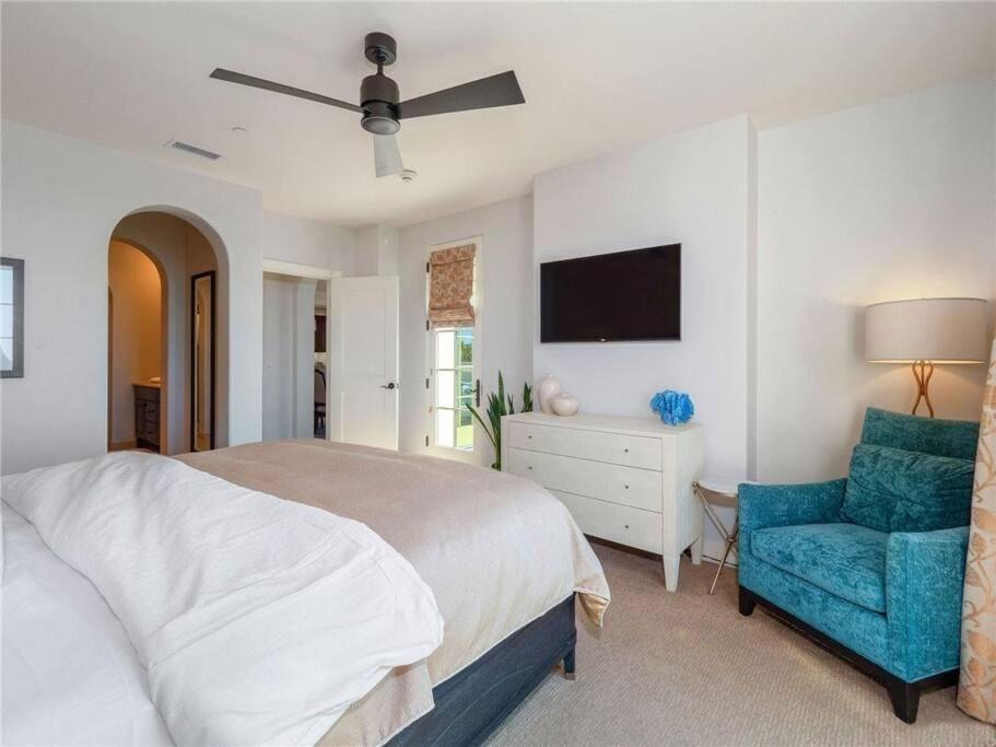Photo of Bedroom in Rancho Palos Verdes