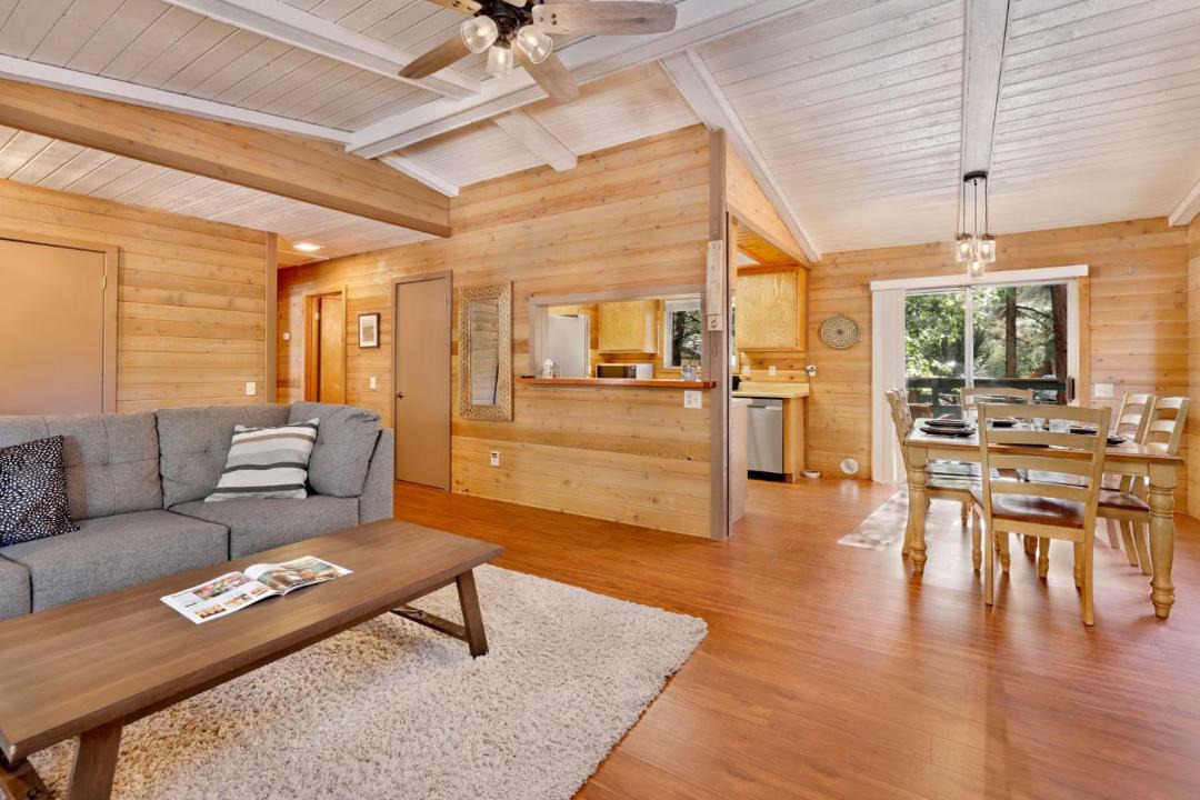 Photo of Livingroom in Sugarloaf