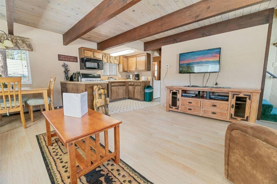 Photo of Livingroom in Fox Farm