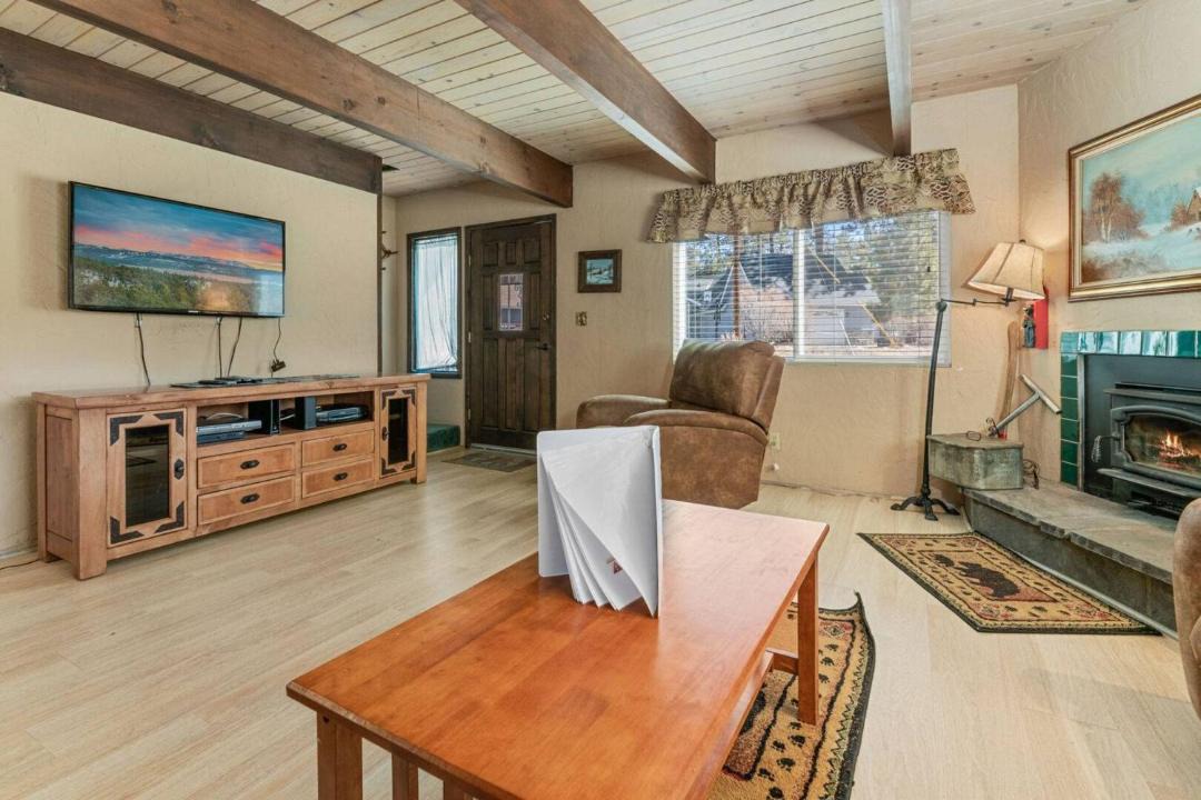 Photo of Livingroom in Fox Farm
