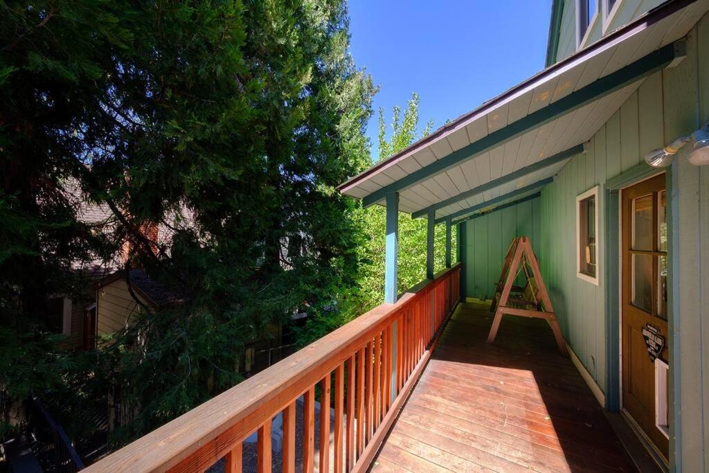 Photo of Patio Balcony in Cedar Glen