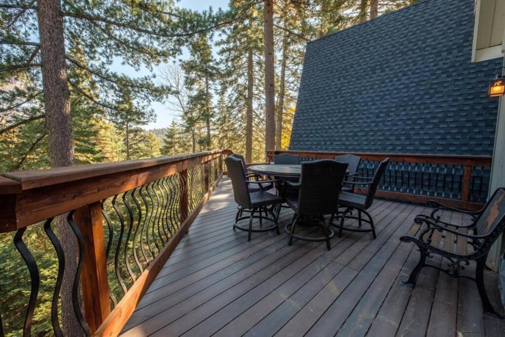 Photo of Others in Lake Arrowhead