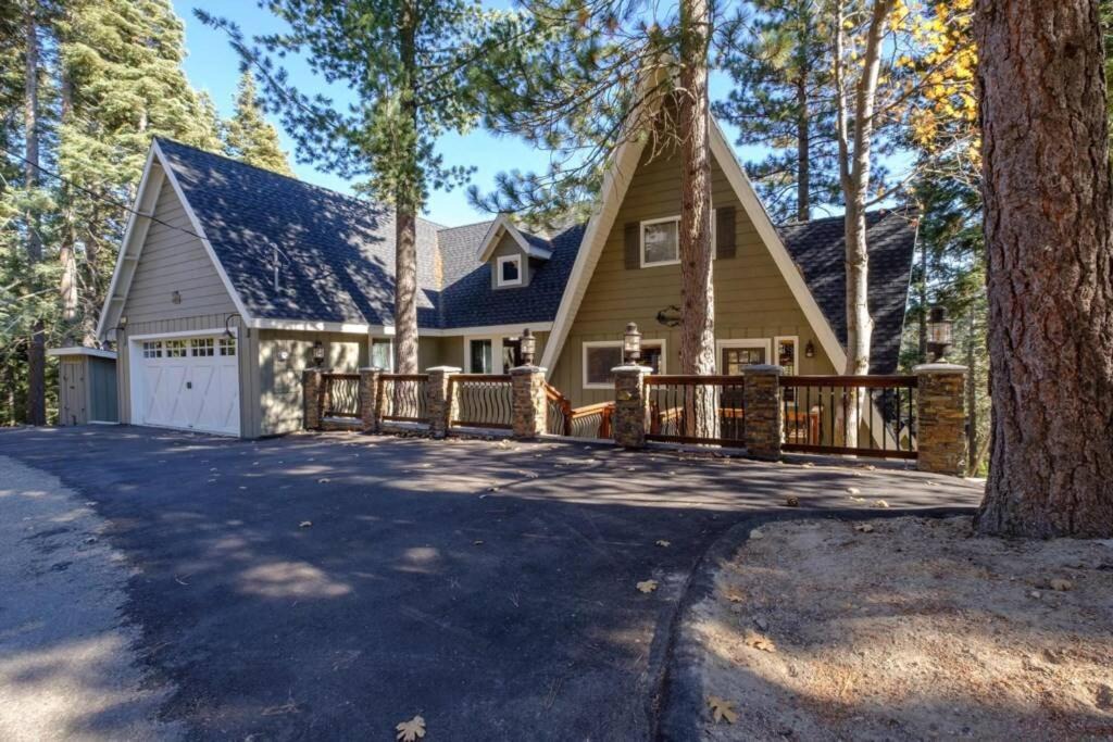 Photo of Others in Lake Arrowhead