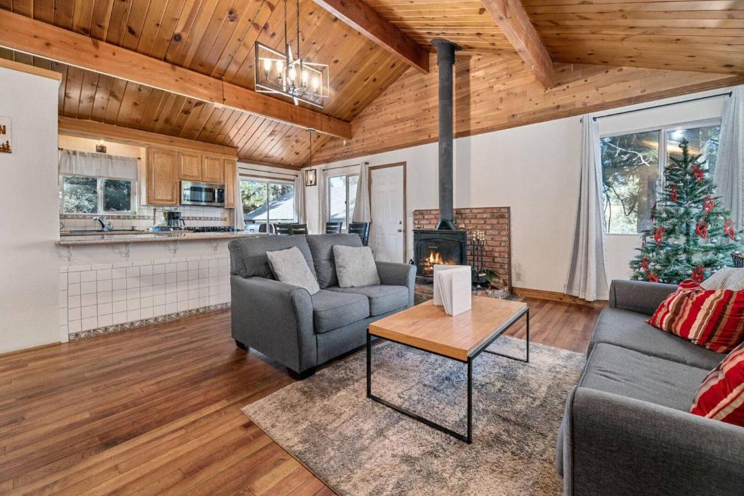 Photo of Livingroom in Sugarloaf