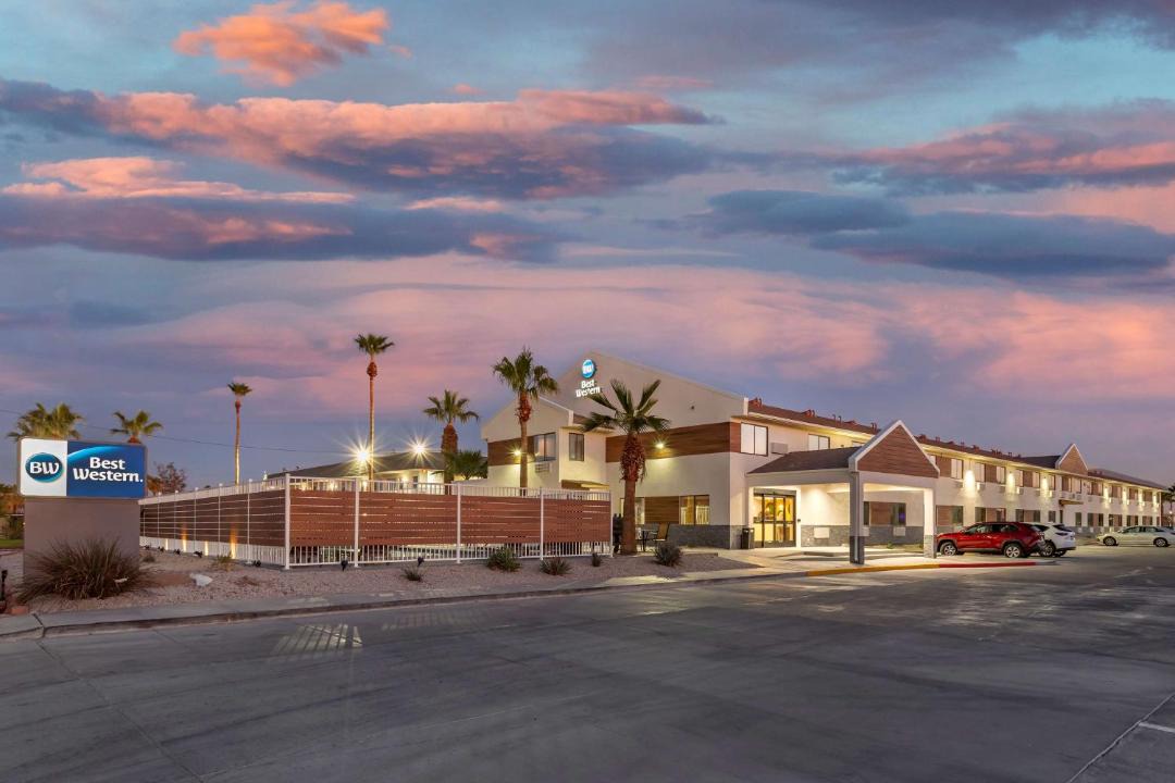 Photo of Others in Blythe
