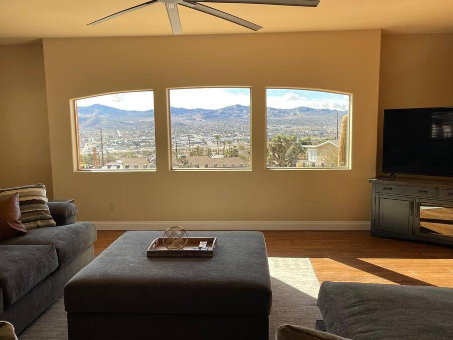 Photo of Livingroom in Yucca Valley