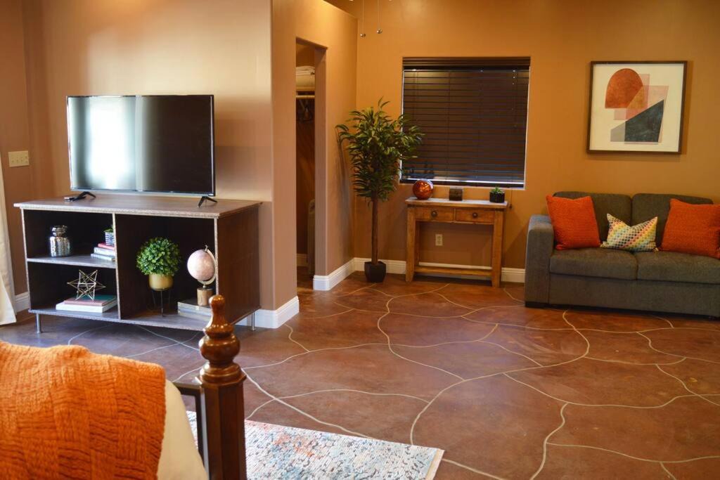 Photo of Livingroom in Yucca Valley