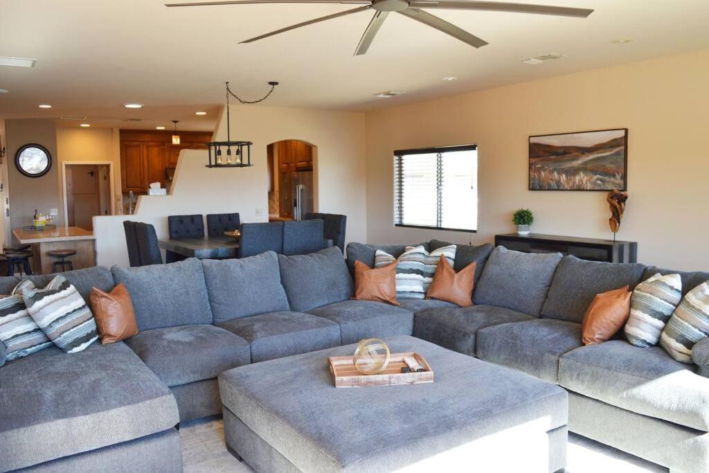 Photo of Livingroom in Yucca Valley