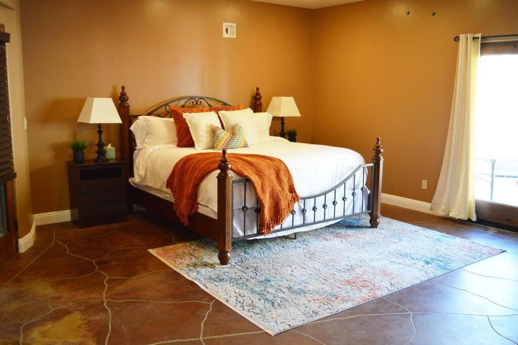 Photo of Bedroom in Yucca Valley