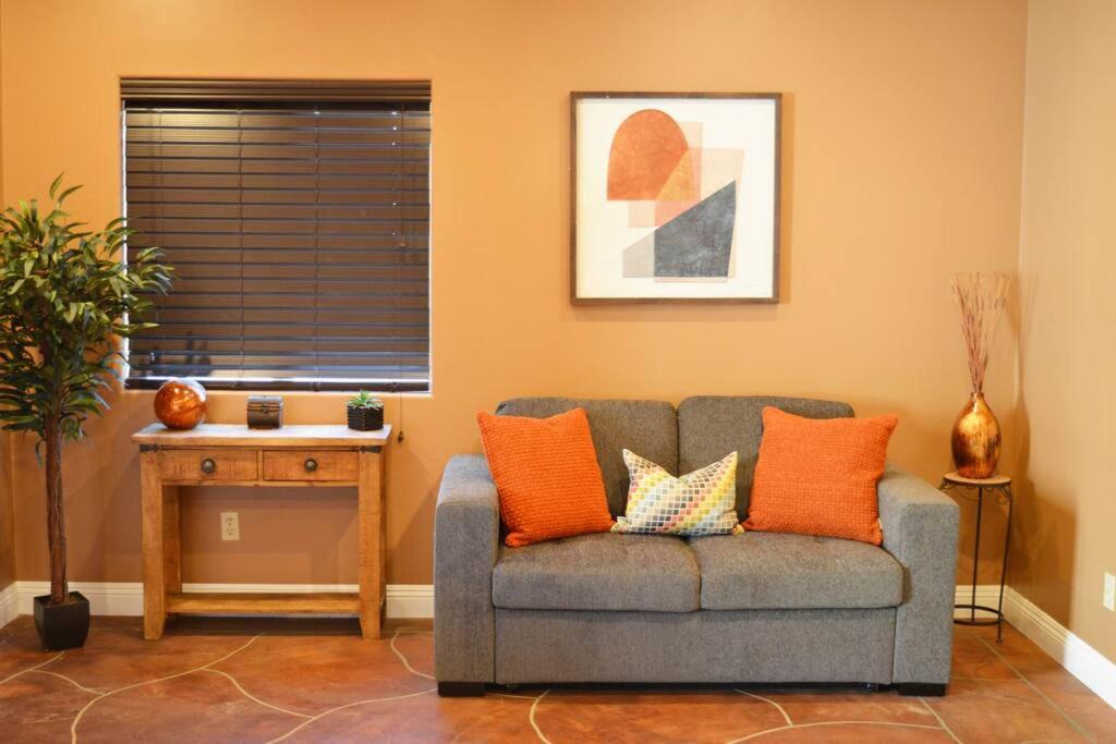 Photo of Livingroom in Yucca Valley