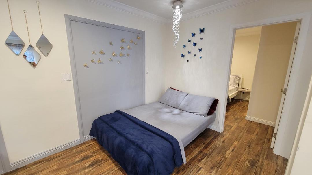 Photo of Bedroom in Encino