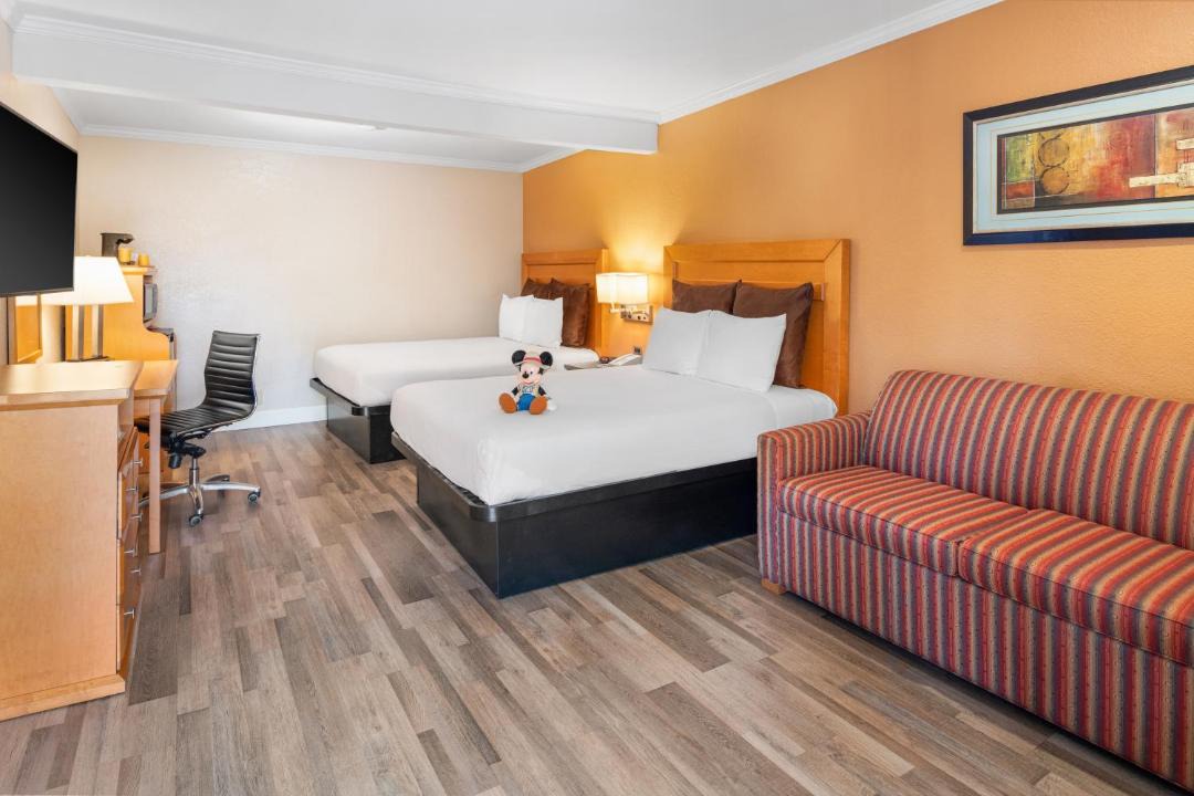 Photo of Bedroom in Anaheim Resort