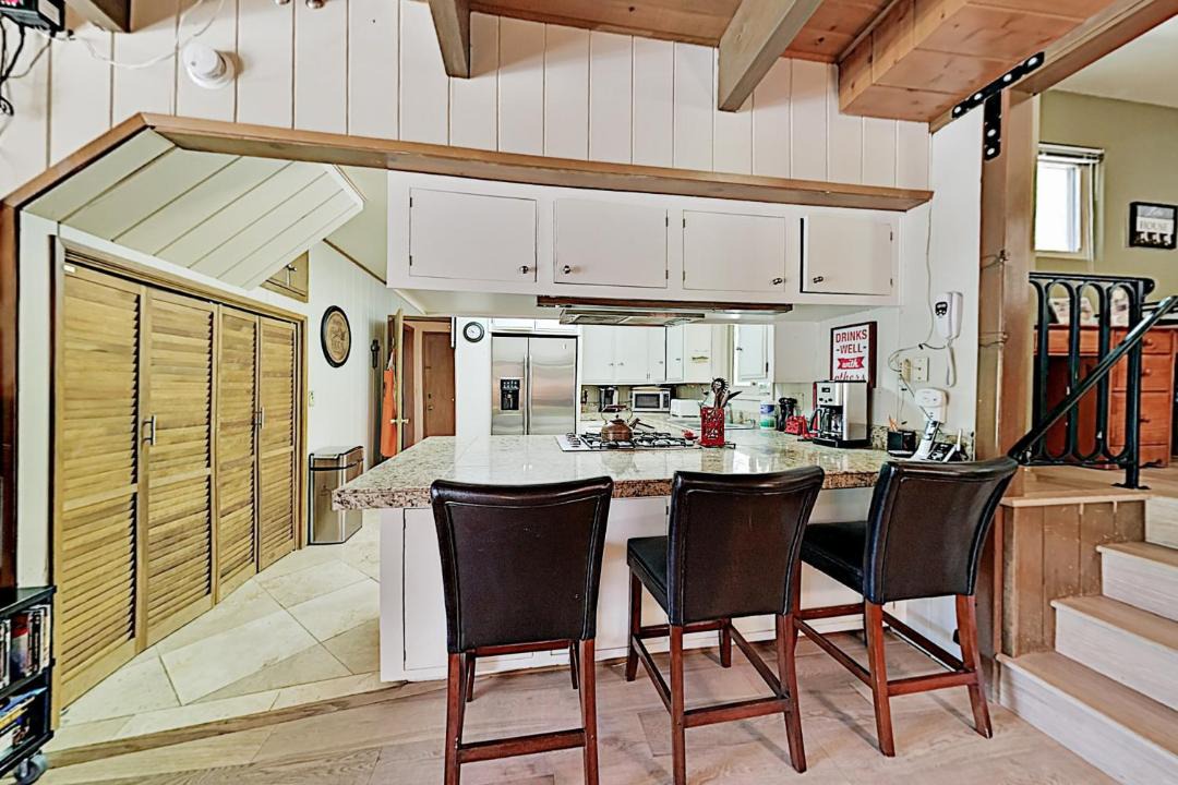 Photo of Kitchen in Blue Jay