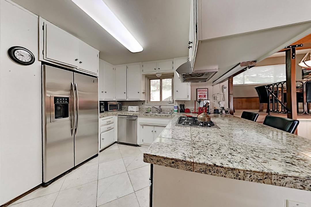 Photo of Kitchen in Blue Jay