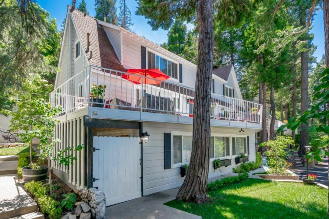 Photo of Others in Lake Arrowhead