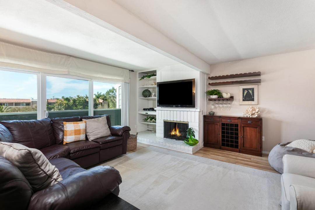 Photo of Livingroom in Hermosa Beach