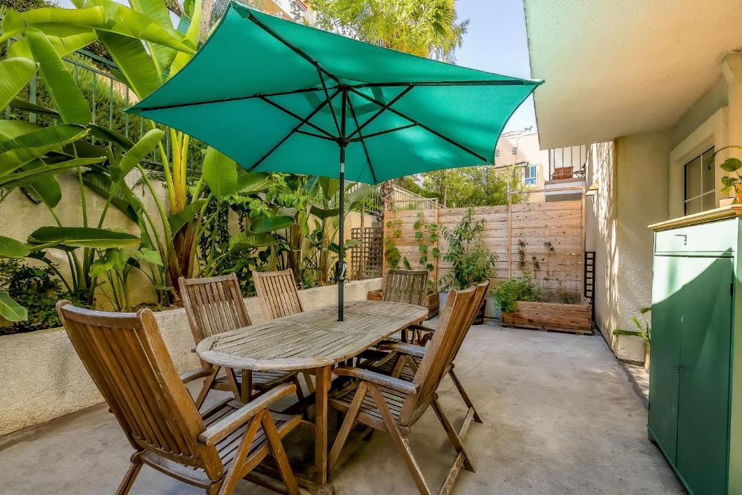 Photo of Patio Balcony in Los Angeles