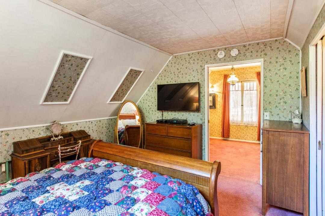 Photo of Bedroom in Lake Arrowhead