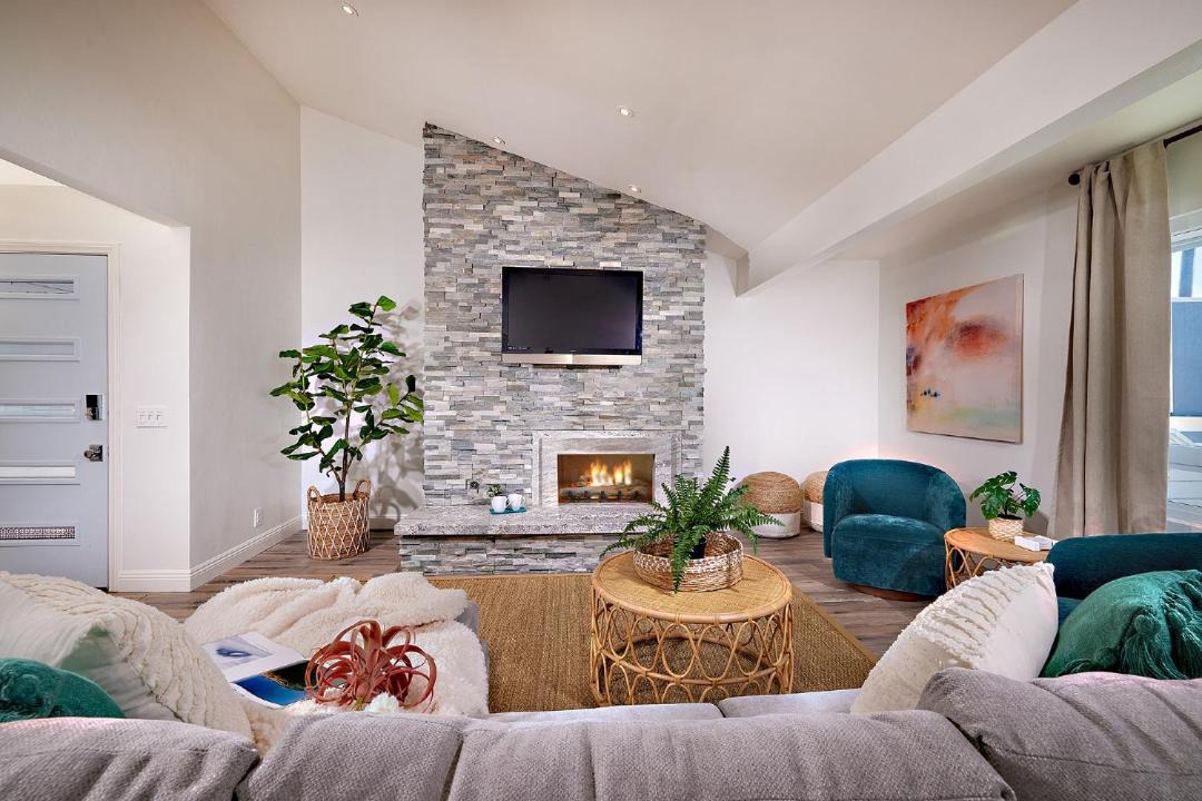 Photo of Livingroom in Townsite
