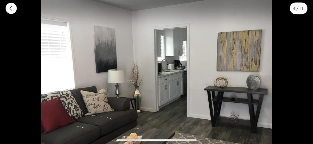 Photo of Livingroom in Sherman Oaks