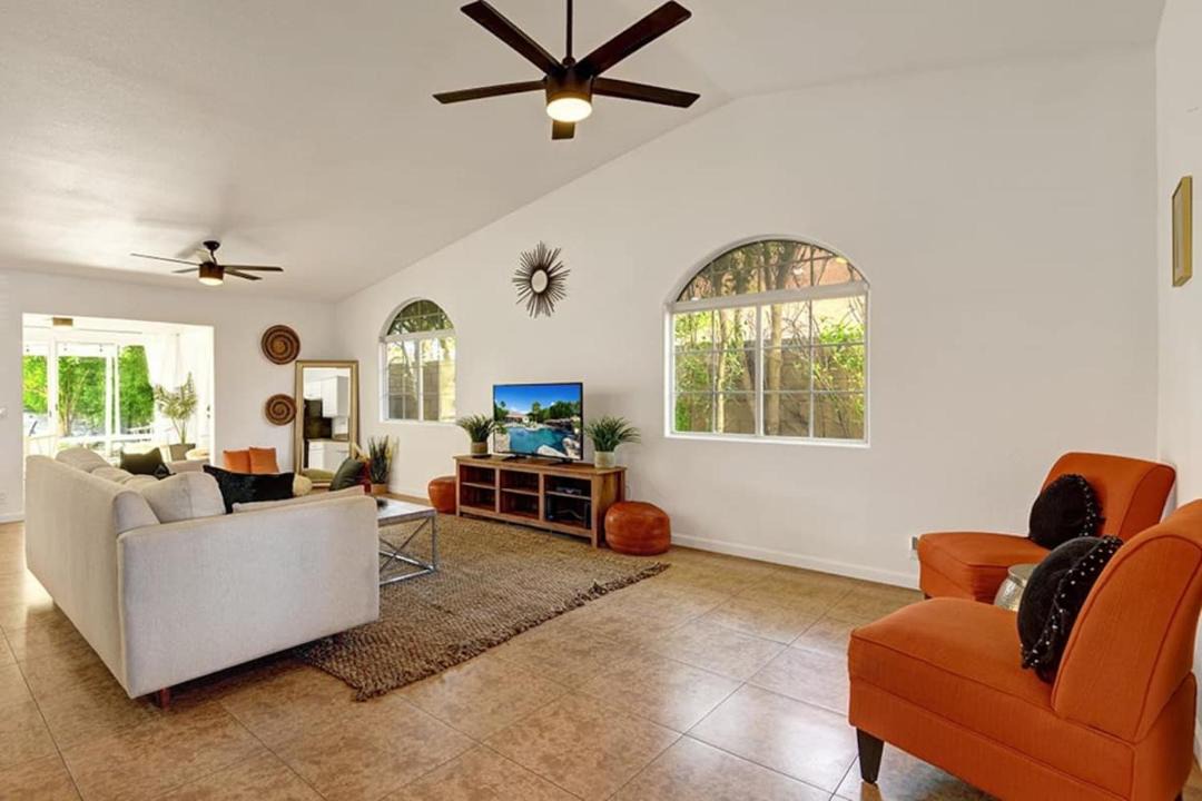 Photo of Livingroom in Cathedral City