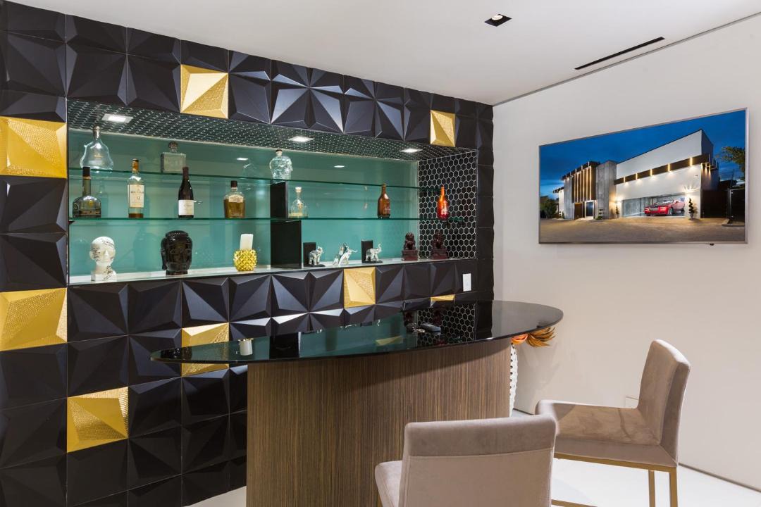 Photo of Livingroom in Hollywood Hills West