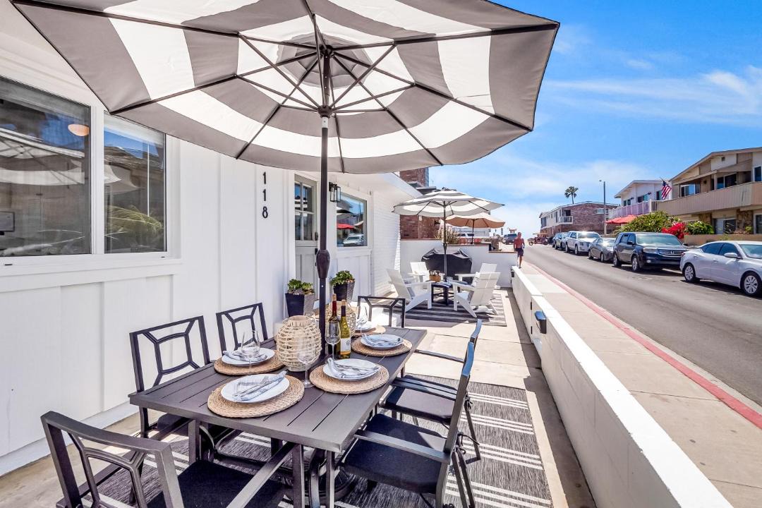 Photo of Patio Balcony in West Newport
