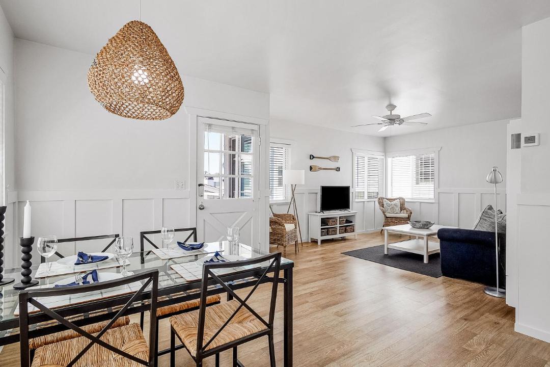 Photo of Livingroom in West Newport