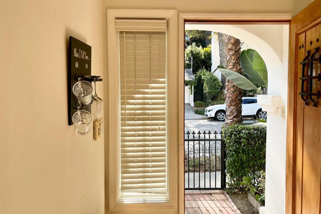 Photo of Others in Hollywood Hills