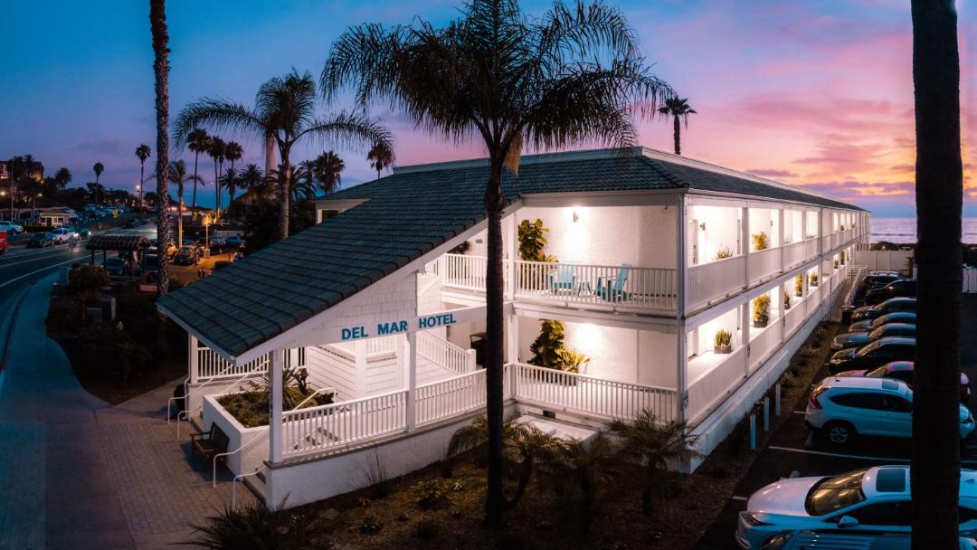 Photo of Others in Del Mar
