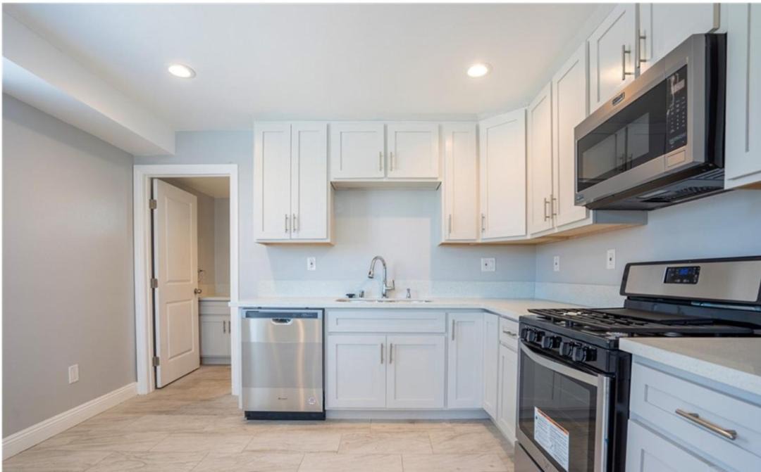 Photo of Kitchen in Mid City