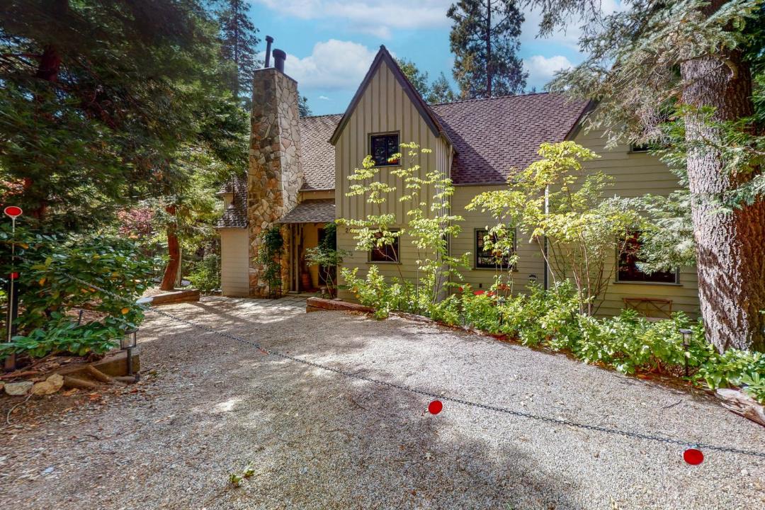 Photo of Others in Lake Arrowhead