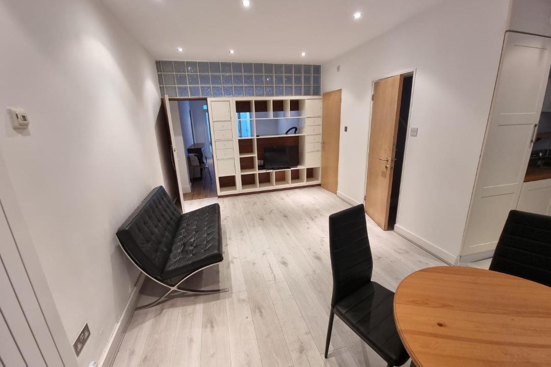 Photo of Livingroom in Town