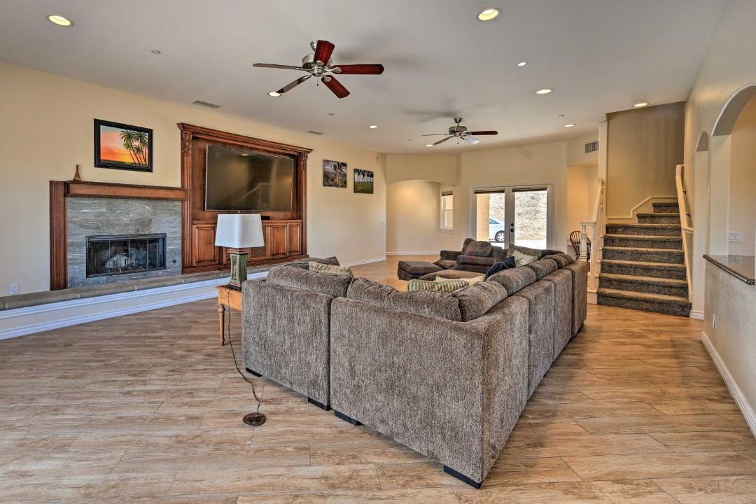 Photo of Livingroom in Vista
