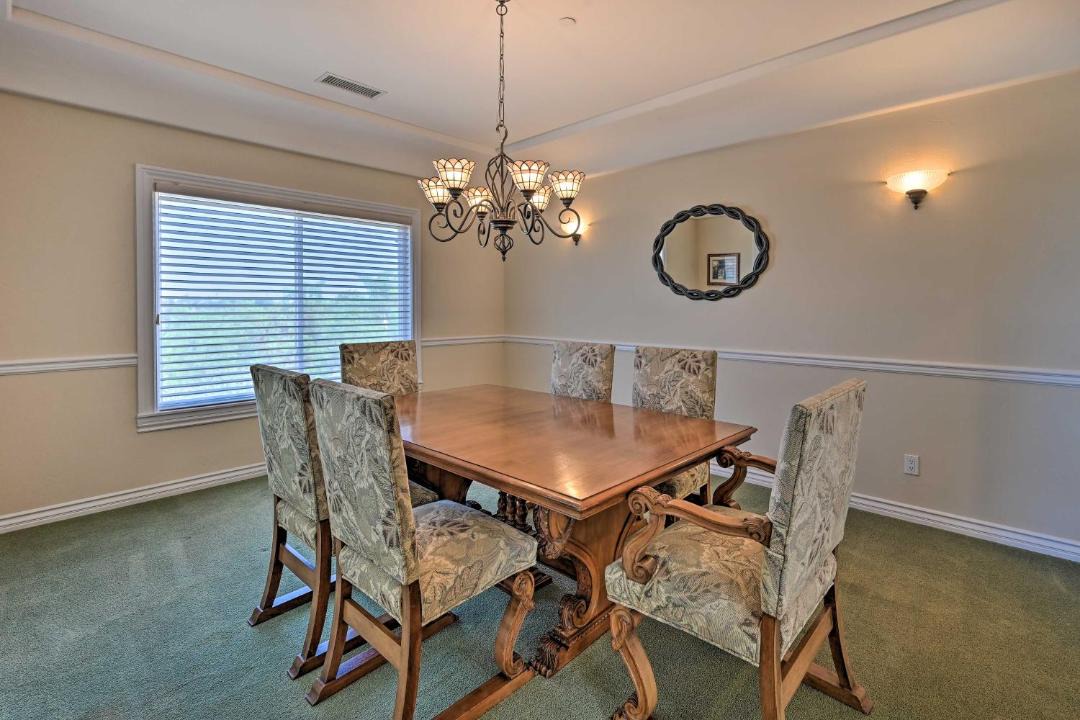 Photo of Livingroom in Vista