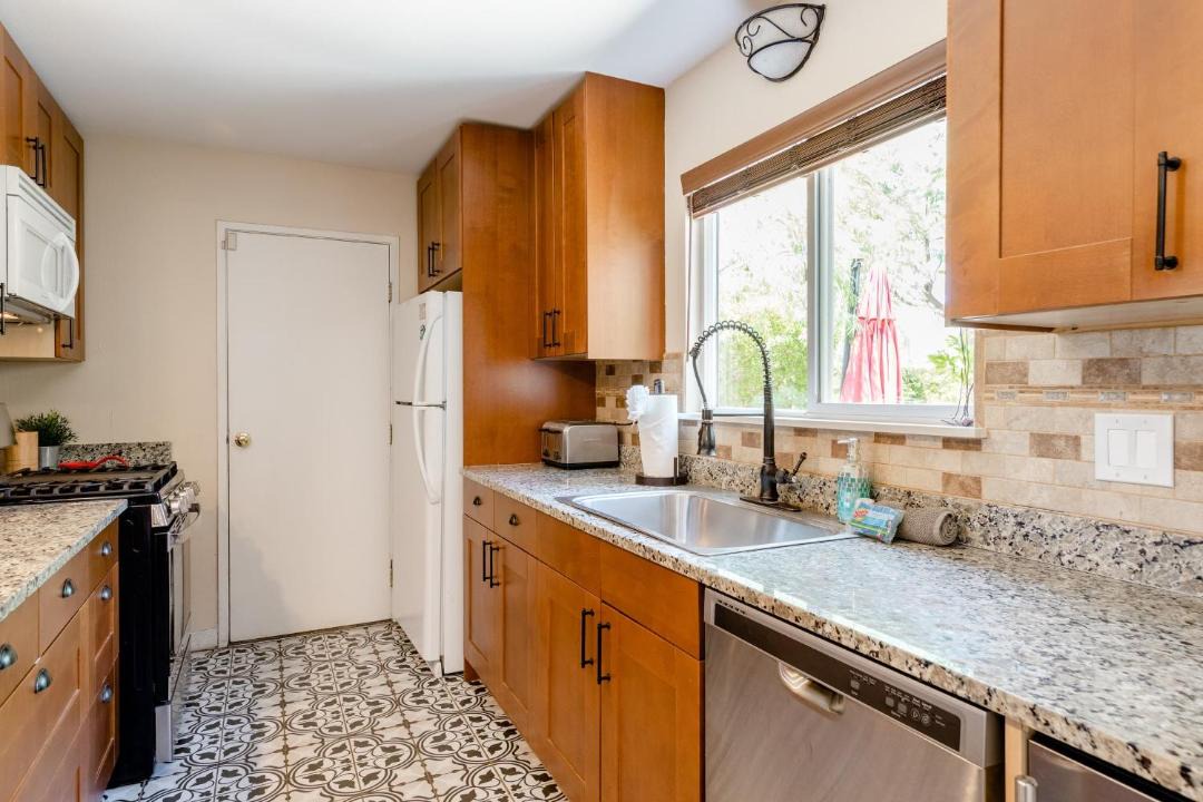 Photo of Kitchen in Desert Park Estates