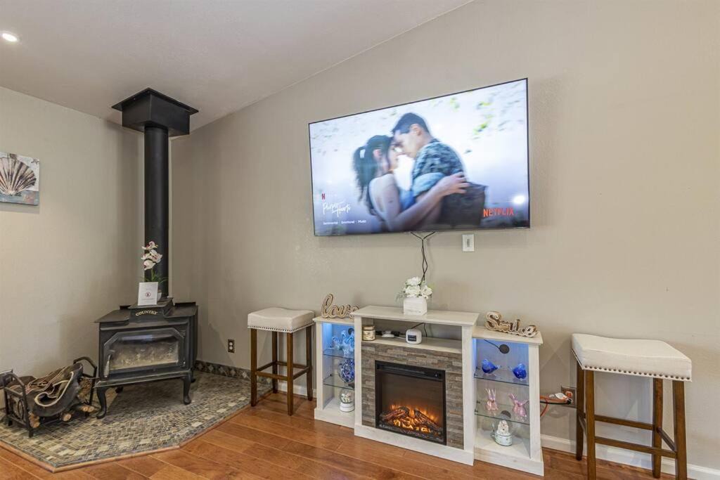 Photo of Livingroom in Coarsegold