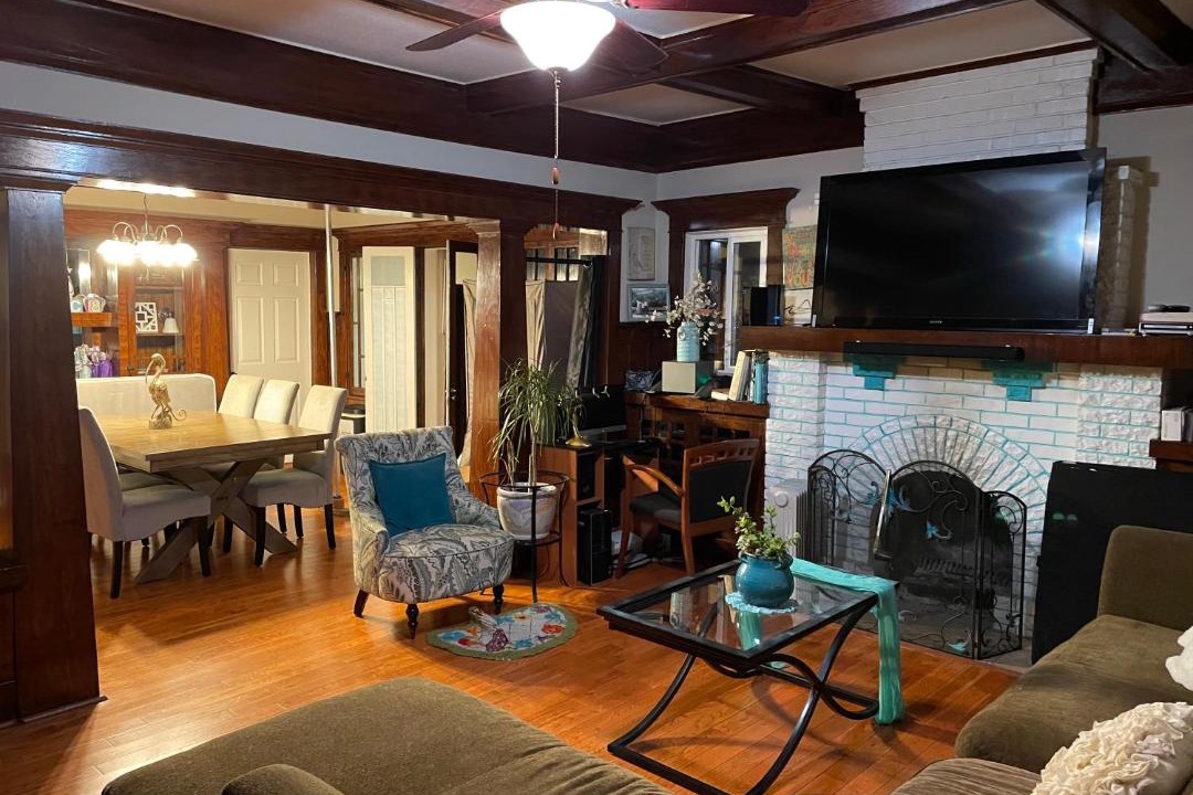 Photo of Livingroom in Los Angeles